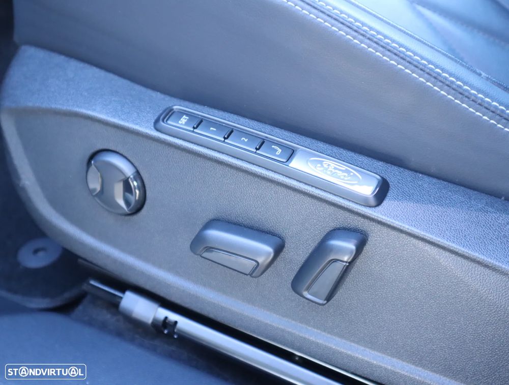 Ford Explorer 77 kWh Premium - 29