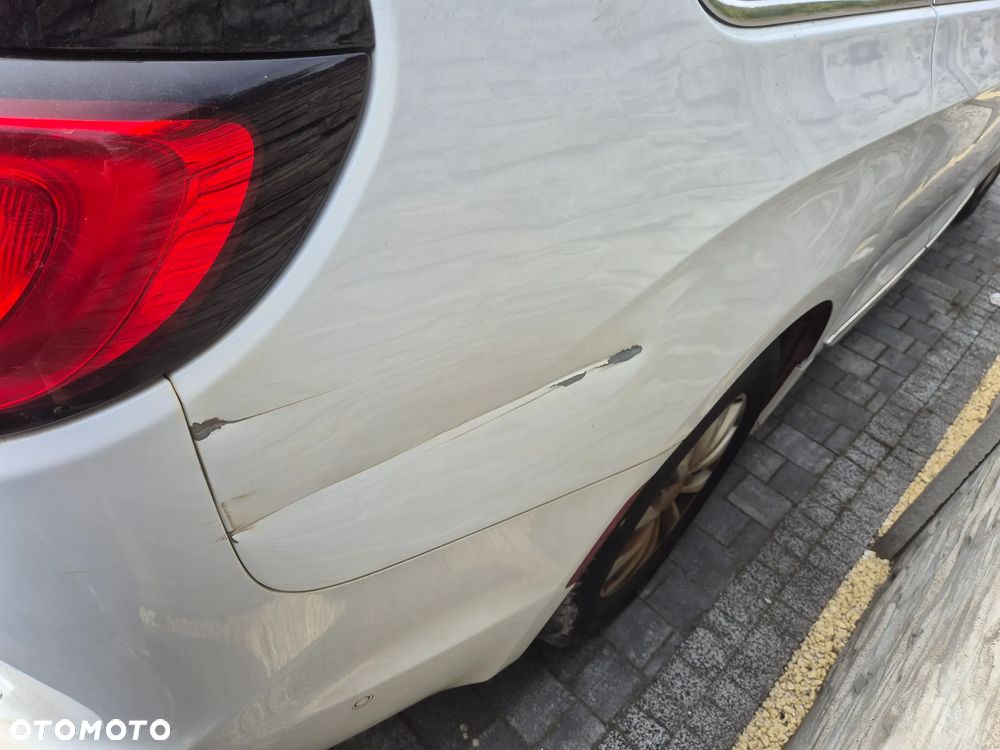 Chrysler Pacifica - 12