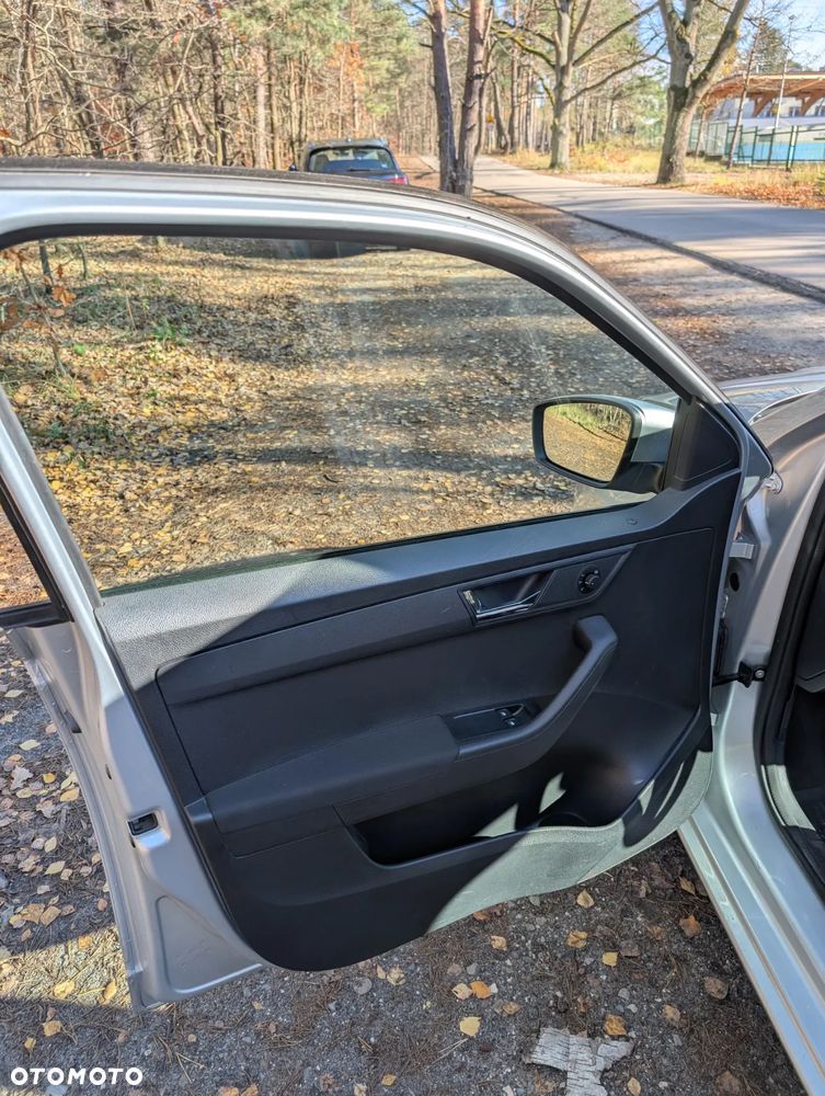 Skoda Fabia 1.0 TSI Ambition - 9