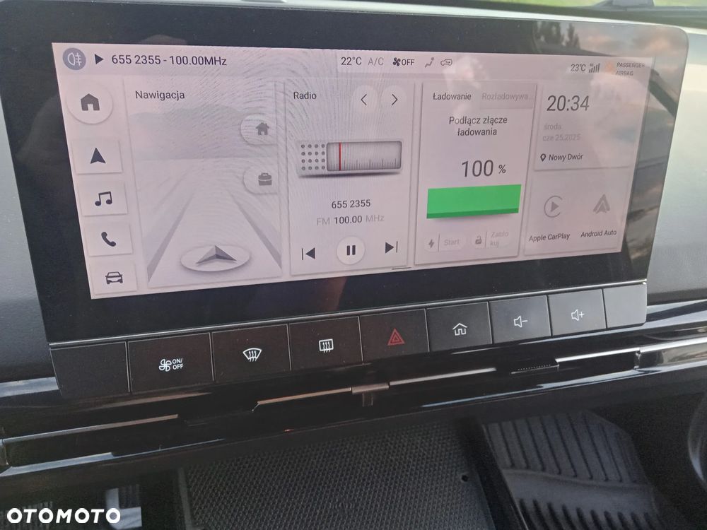 MG 4 Luxury 64 kWh - 8