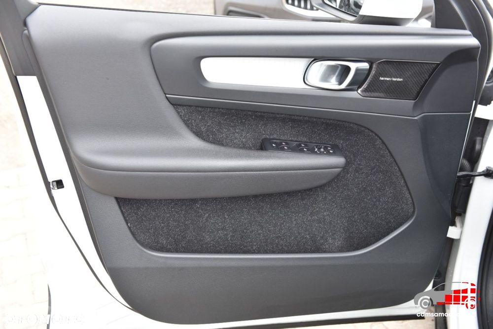 Volvo XC 40 - 15