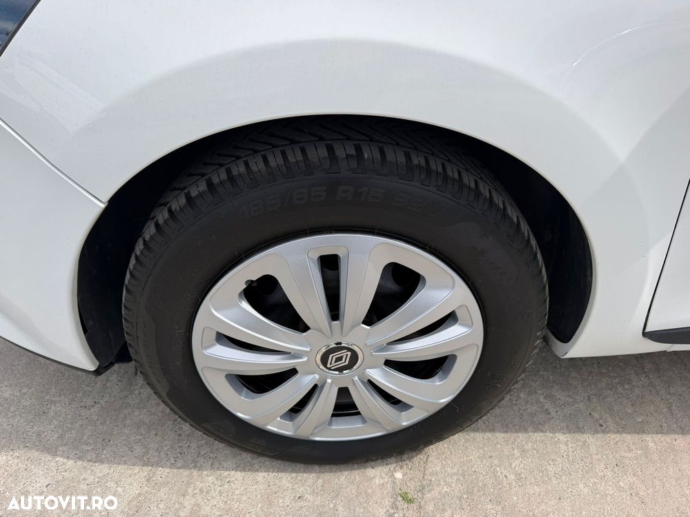 Renault Clio - 7