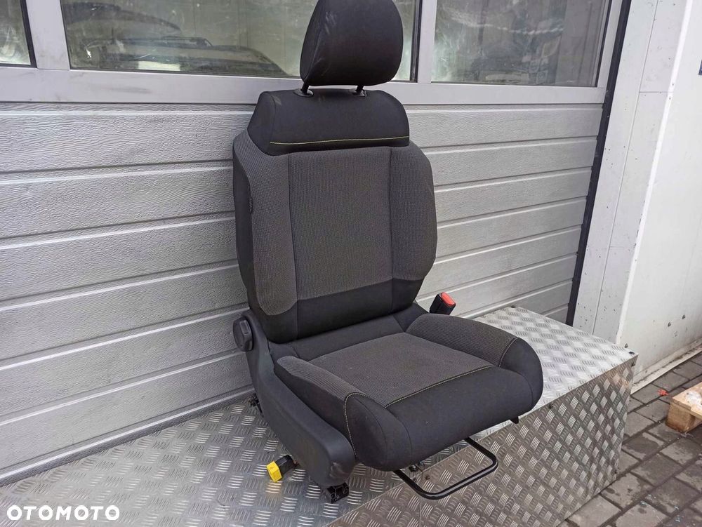 CITROEN C3 III FOTEL PRZÓD LEWY PRAWY - 2