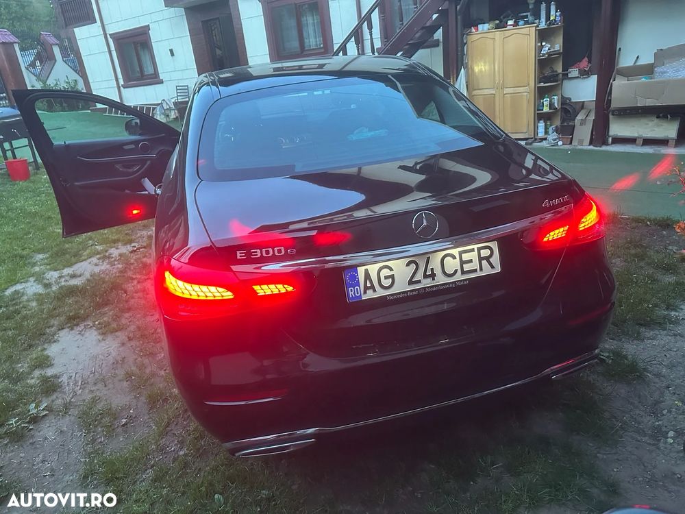 Mercedes-Benz E 300 4MATIC 9G-TRONIC Avantgarde - 11