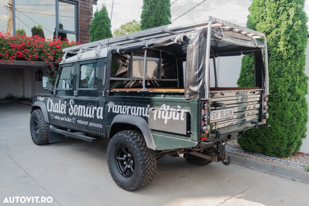 Land Rover Defender - 13