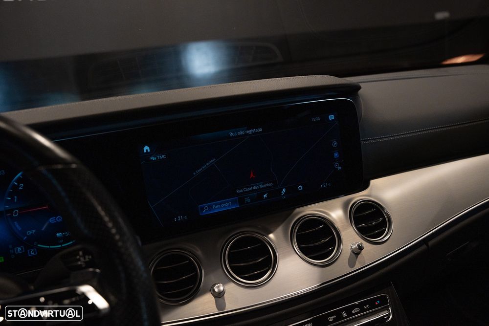 Mercedes-Benz E 300 e AMG Line - 19