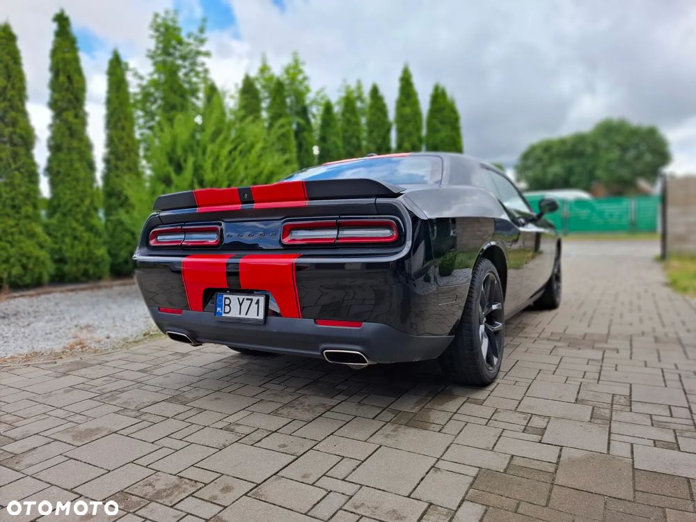 Dodge Challenger 3.6 SXT - 12
