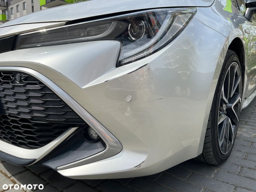 Toyota Corolla 2.0 Hybrid Executive - 21