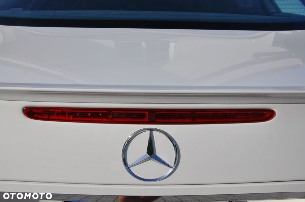 Mercedes-Benz Klasa E 500 Avantgarde - 38