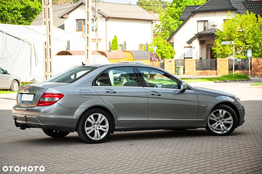 Mercedes-Benz Klasa C 200 CDI DPF Automatik Avantgarde - 17