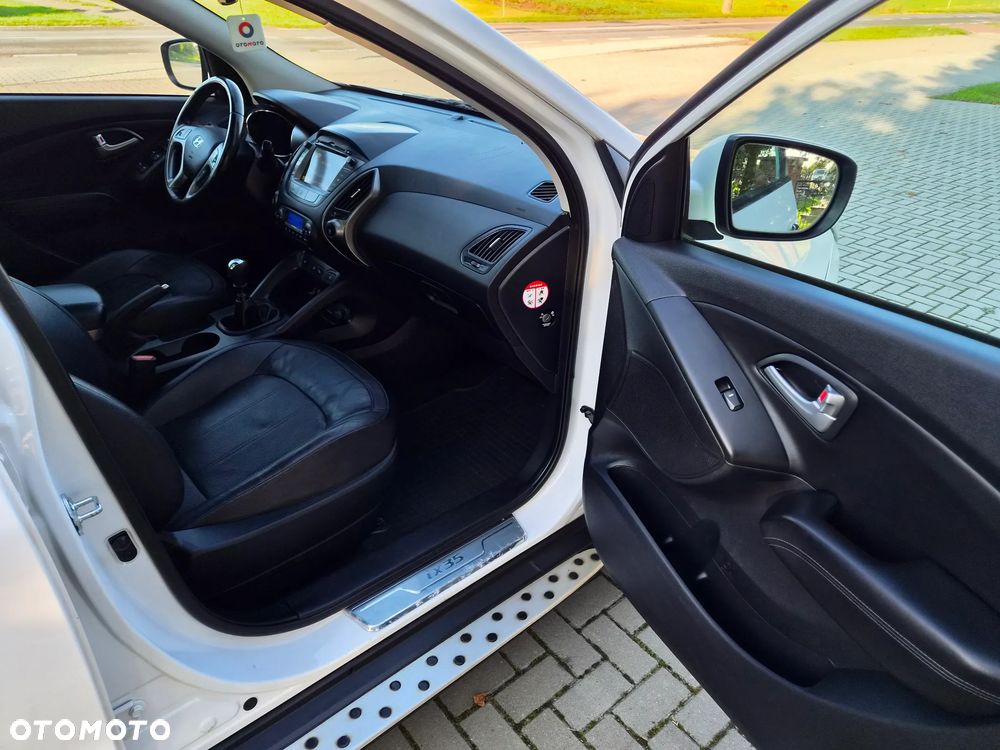 Hyundai ix35 1.7 CRDi 2WD blue Style - 15