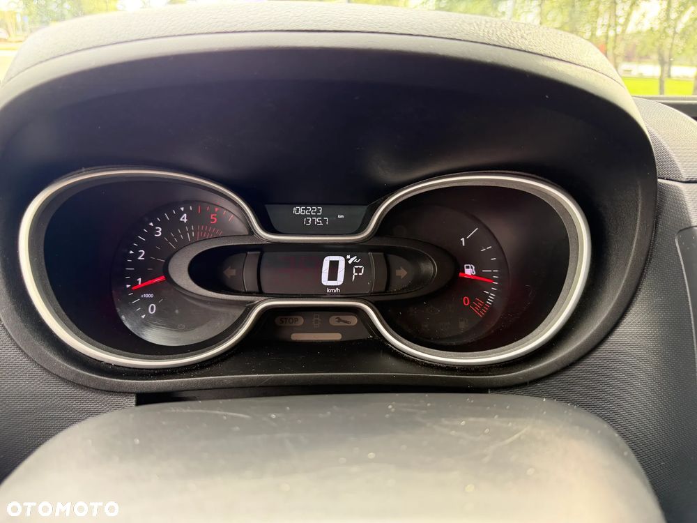 Renault Trafic Grand 2.0 dCi EDC - 31