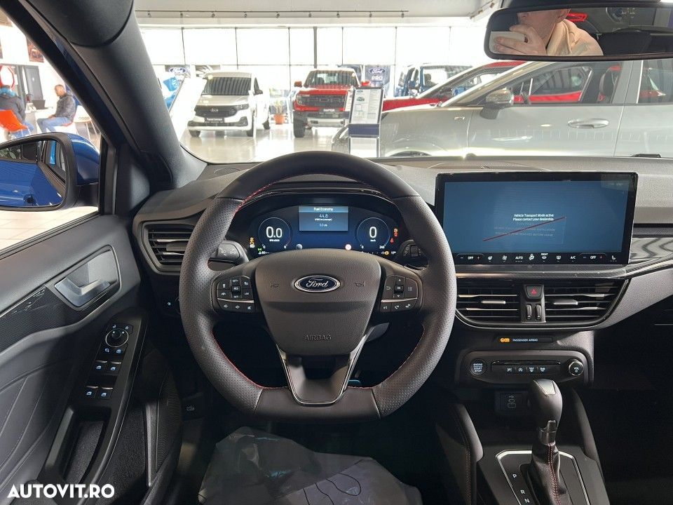Ford Focus - 11