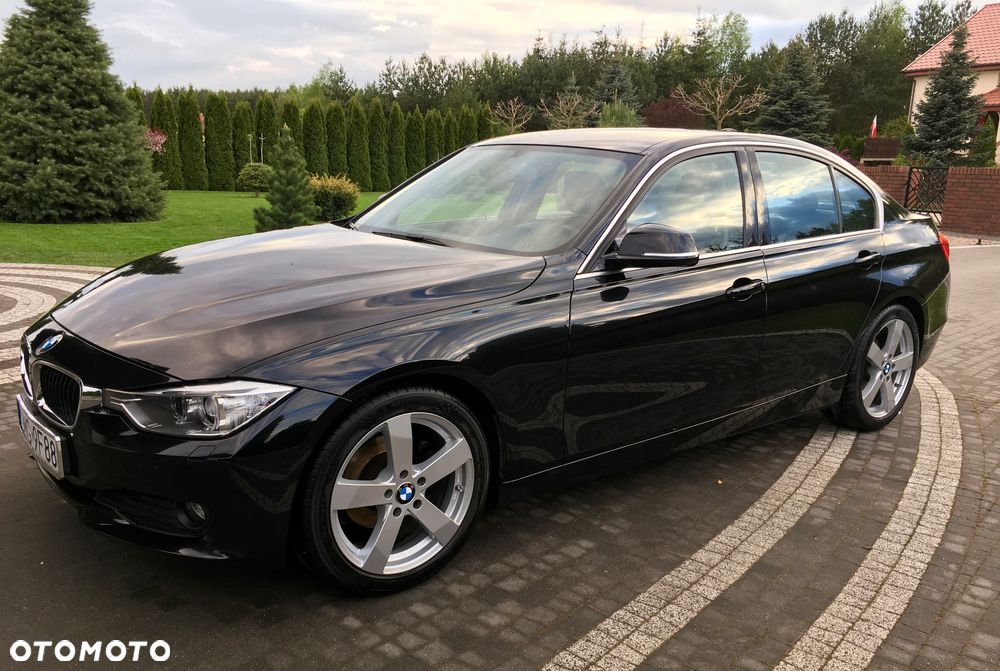 BMW Seria 3 320d DPF Edition Fleet Sport - 2