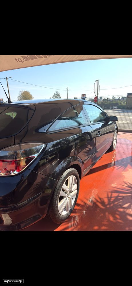 Opel Astra GTC 1.7 CDTI - 3