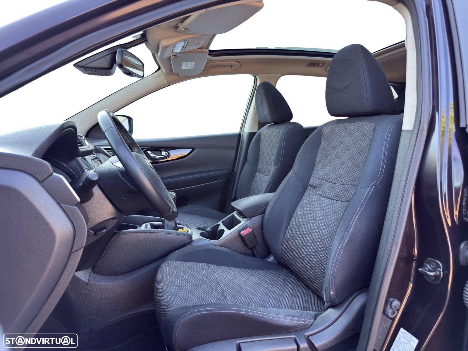 Nissan Qashqai 1.5 dCi 360 - 11