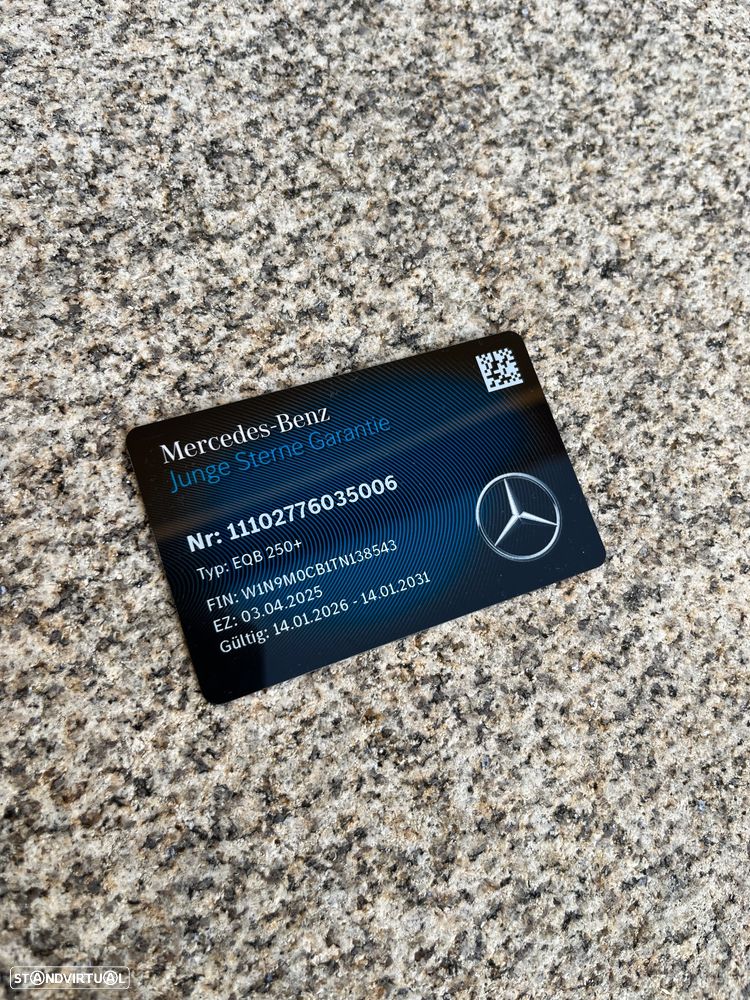 Mercedes-Benz EQB 250+ AMG Line - 13