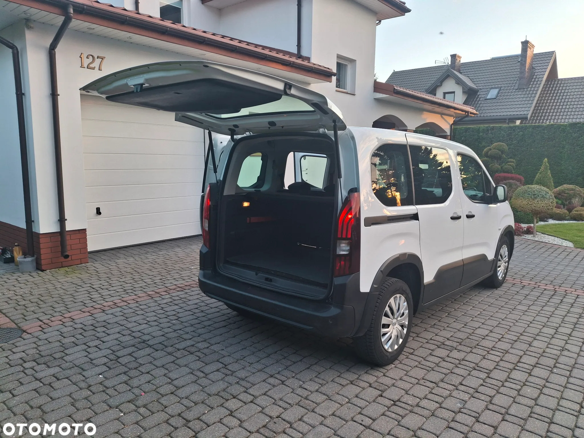 Peugeot Rifter 1.5 BlueHDI Active - 15