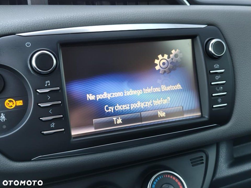 Toyota Yaris - 33