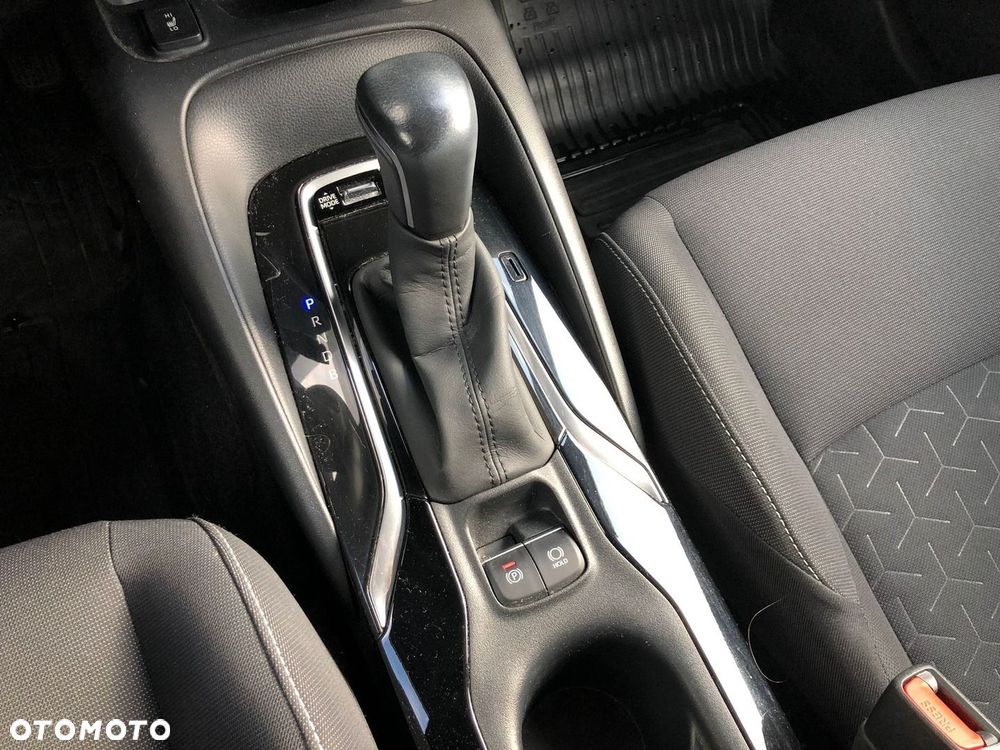 Toyota Corolla 1.8 Hybrid Comfort - 22