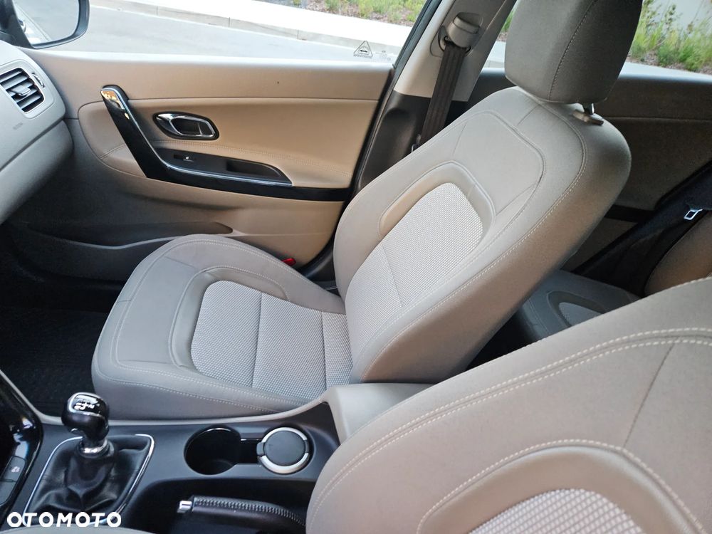 Kia Ceed Cee'd 1.6 GDI Business Line - 20