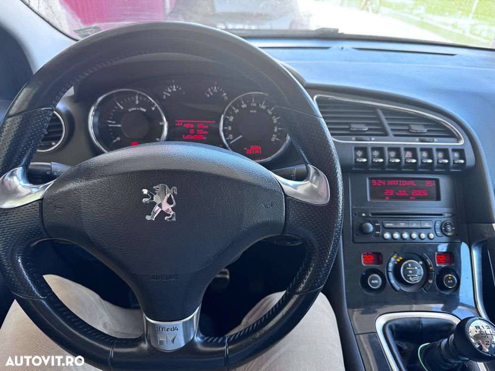 Peugeot 3008 2.0 HDI FAP Premium - 10