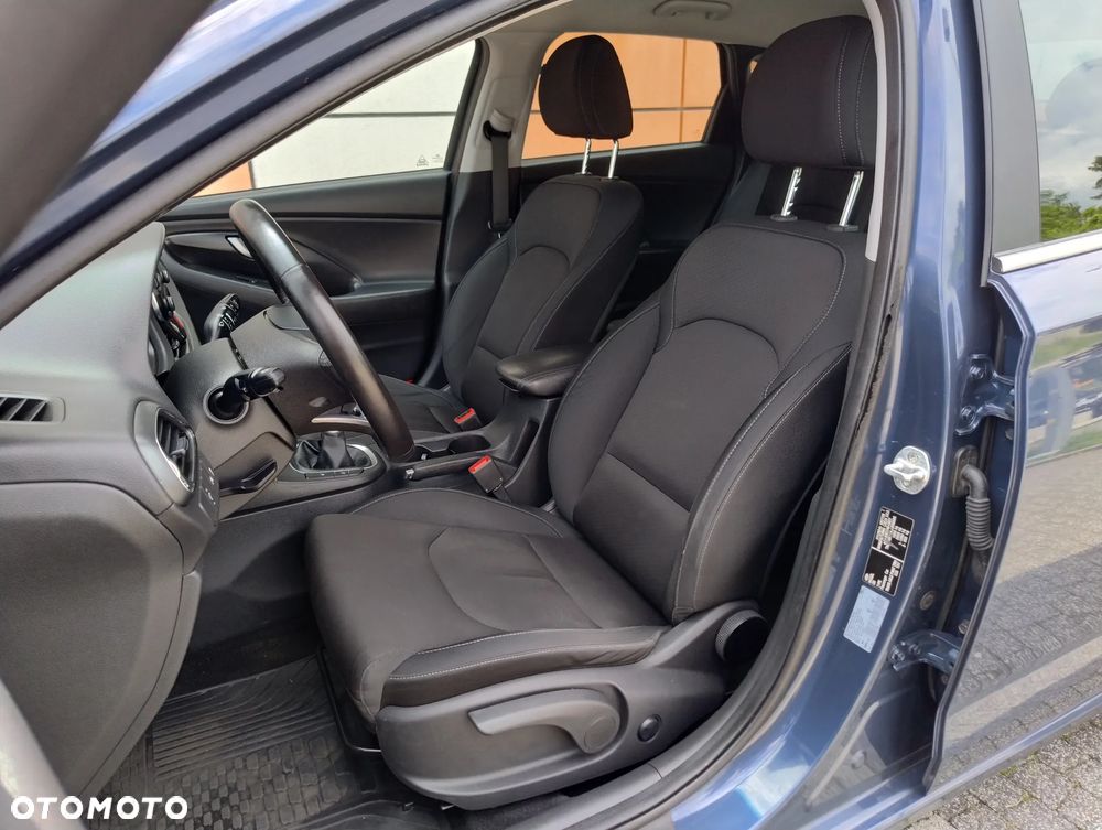 Hyundai i30 1.0 T-GDI Passion Plus - 9
