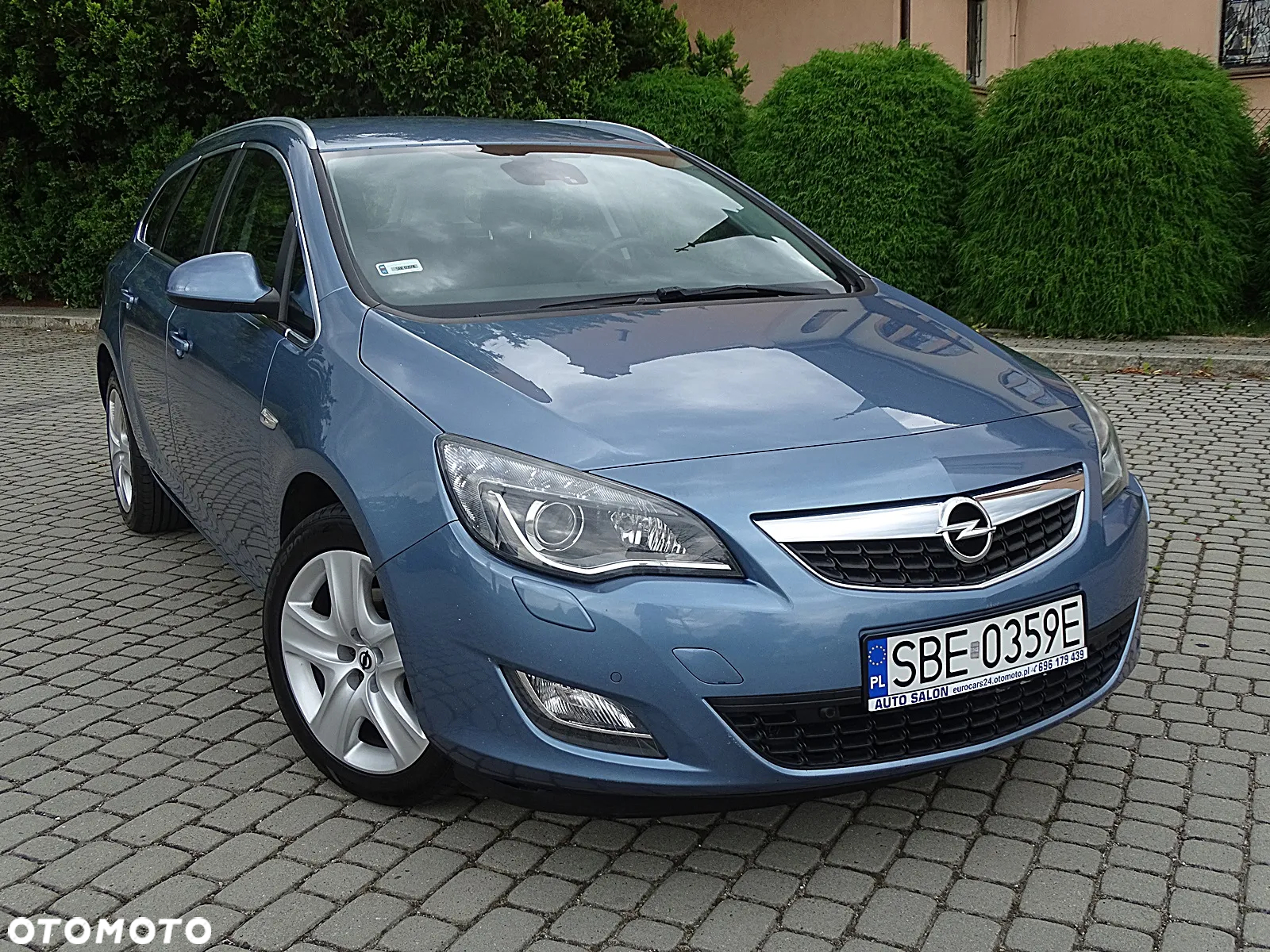 Opel Astra IV 1.4 T Cosmo - 18