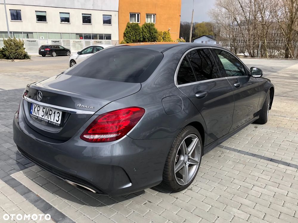 Mercedes-Benz Klasa C 200 4-Matic 9G-TRONIC - 7