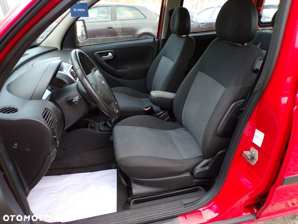 Opel Combo - 19