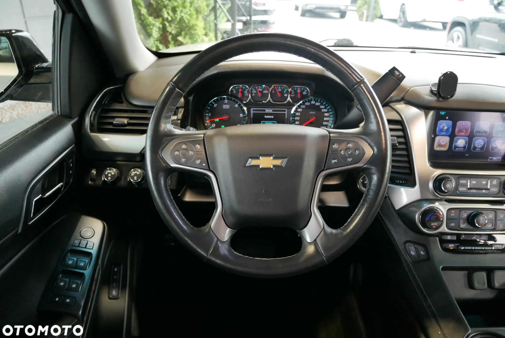 Chevrolet Tahoe - 17