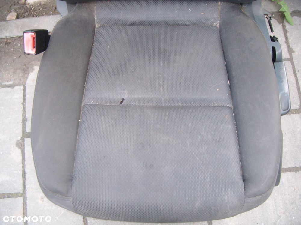 audi a4  b6 fotel lewy kierowcy - 2