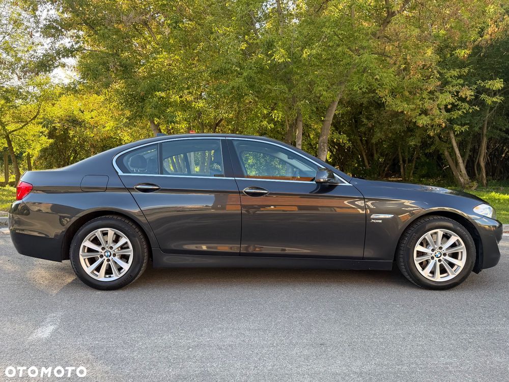 BMW Seria 5 528i xDrive Sport-Aut - 6