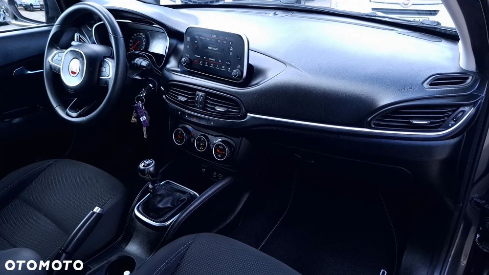 Fiat Tipo 1.4 T-Jet 16v Easy - 14