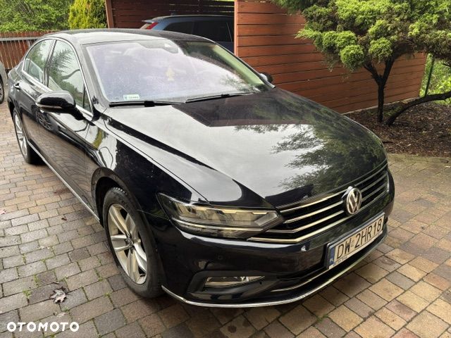 Volkswagen Passat 2.0 TDI Elegance DSG - 1