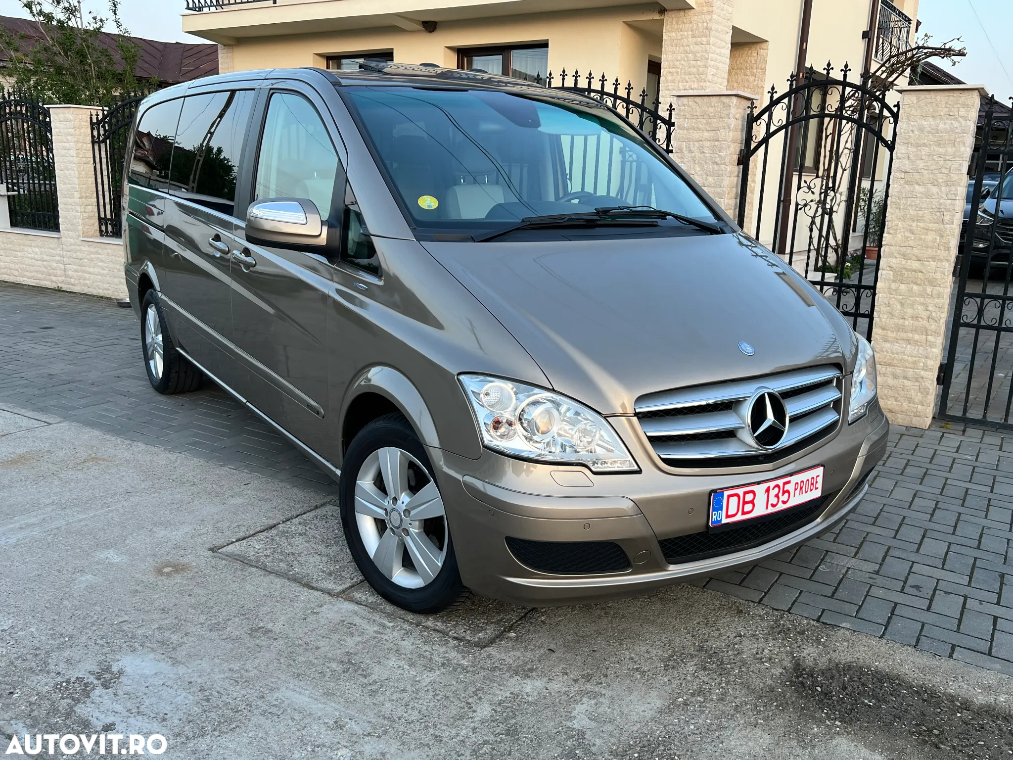Mercedes-Benz Viano 2.2 CDI DPF lang Automatik Ambiente - 27