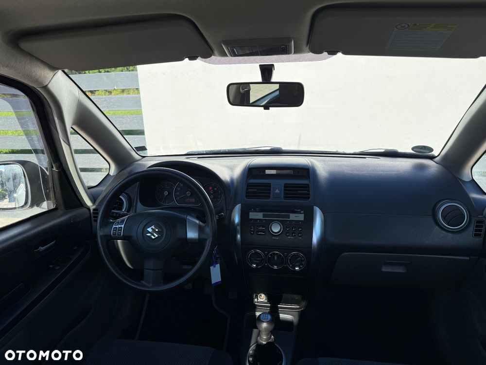 Suzuki SX4 1.6 VVT 4x2 Comfort - 24