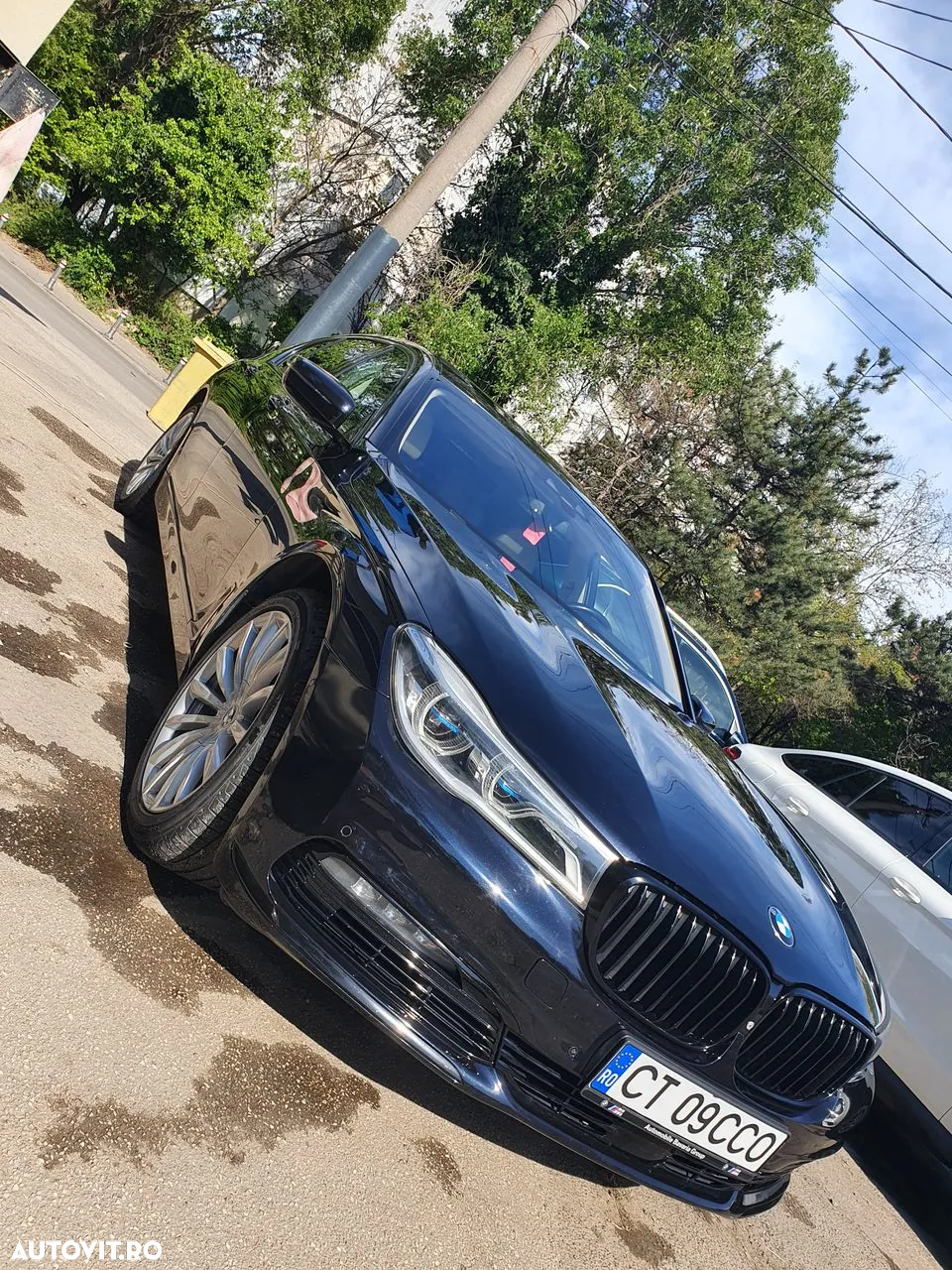 BMW Seria 7 750d xDrive - 13