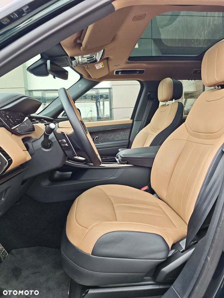 Land Rover Range Rover Sport S 4.4 V8 P530 Autobiography - 2