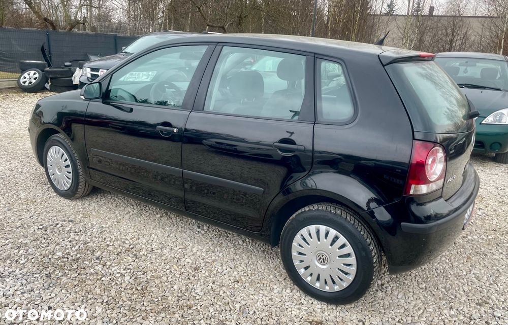 Volkswagen Polo - 17