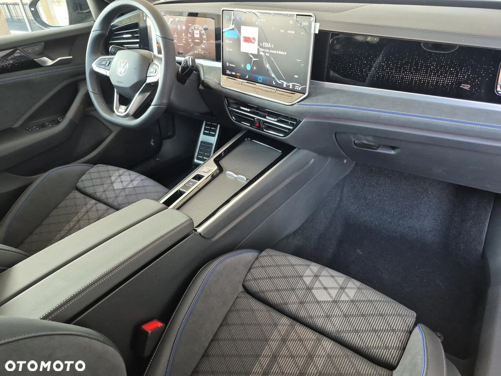 Volkswagen Passat - 10