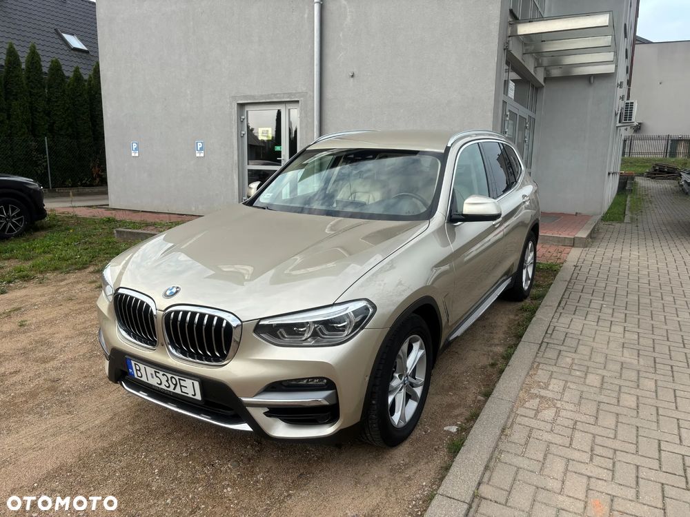 BMW X3 xDrive30i Luxury Line - 1