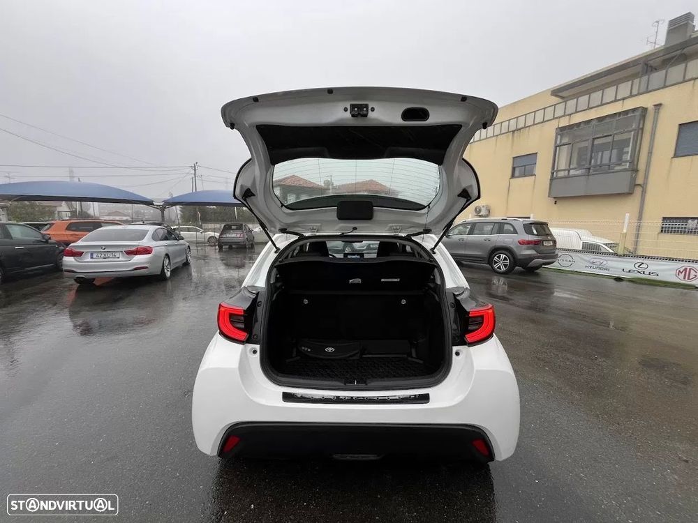 Toyota Yaris 1.5 HDF Comfort Plus - 37