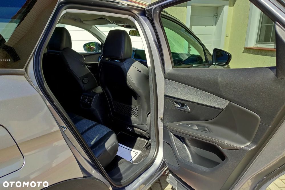 Peugeot 3008 PureTech 130 Stop & Start Allure - 31