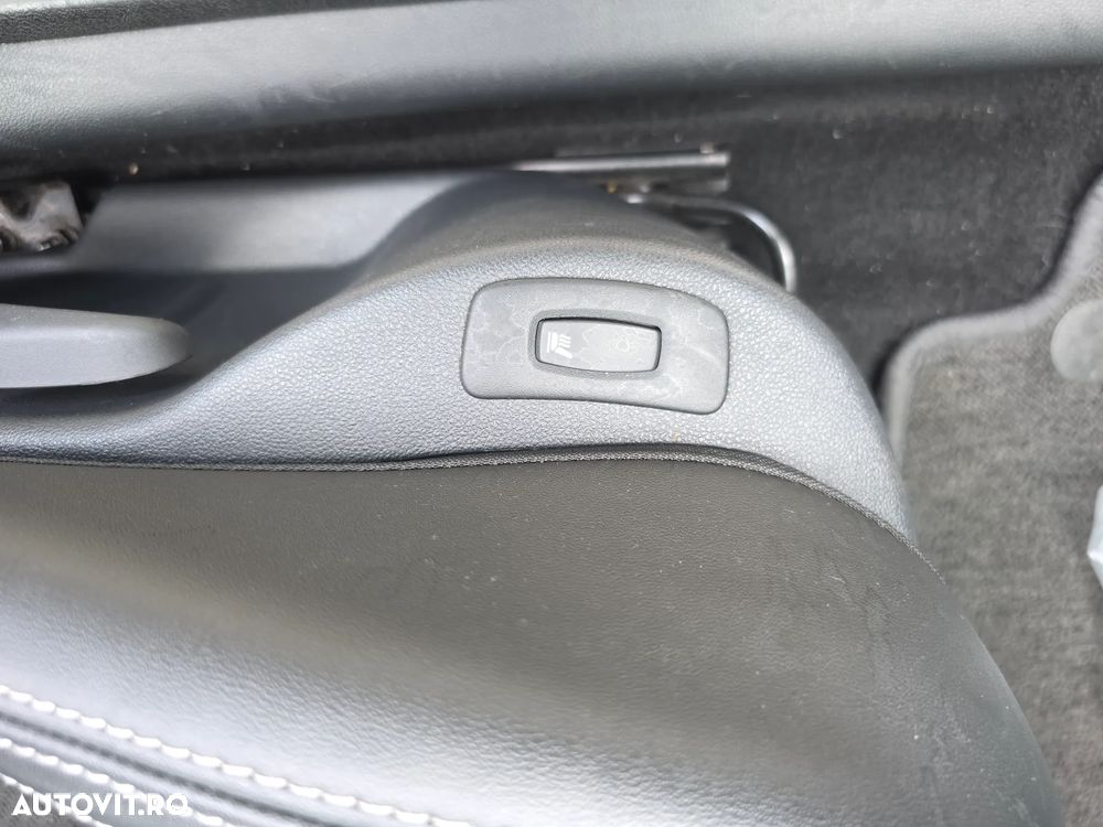 Renault Clio (Energy) TCe 90 Start & Stop INTENS - 18