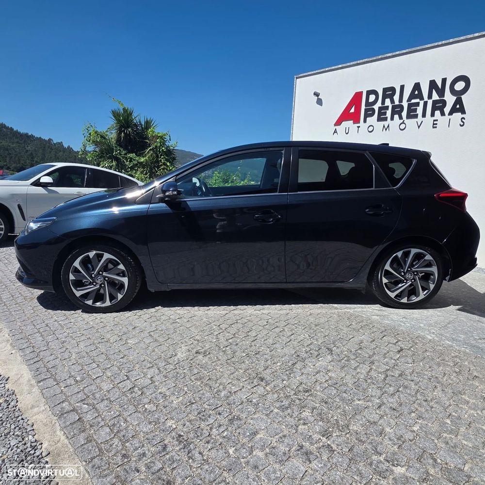Toyota Auris 1.4 D-4D Comfort+Pack Sport - 12