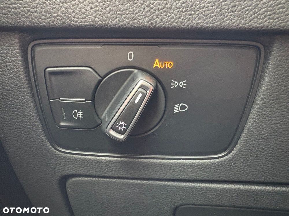 Volkswagen Passat 1.5 TSI EVO Essence DSG - 26