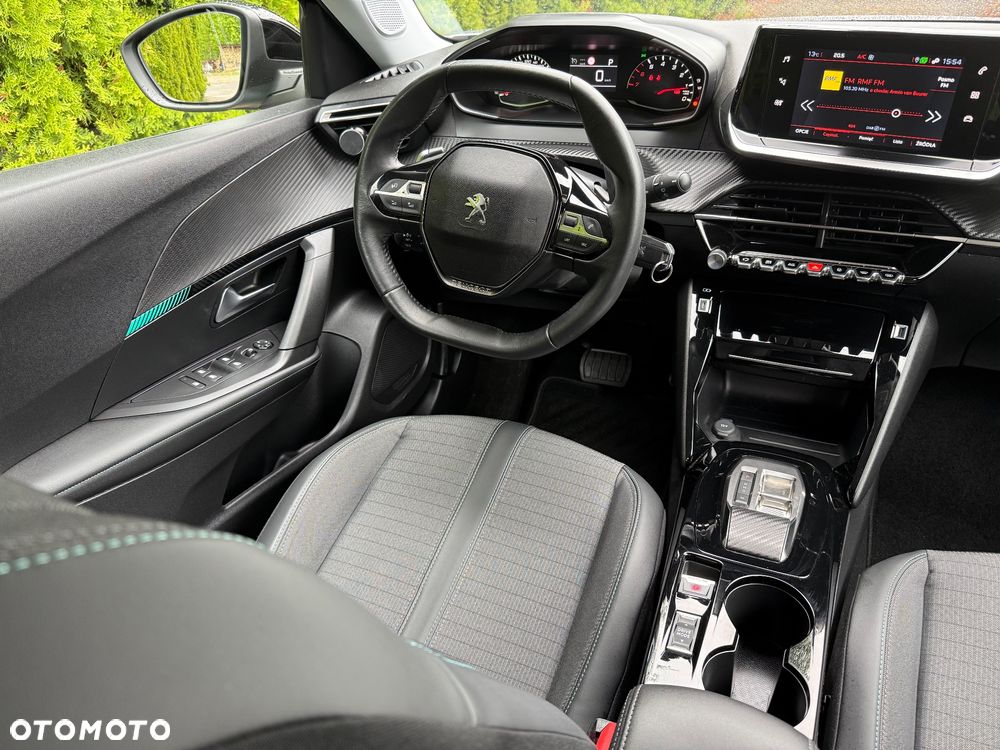 Peugeot 2008 BlueHDi 130 Allure S&S EAT8 - 9