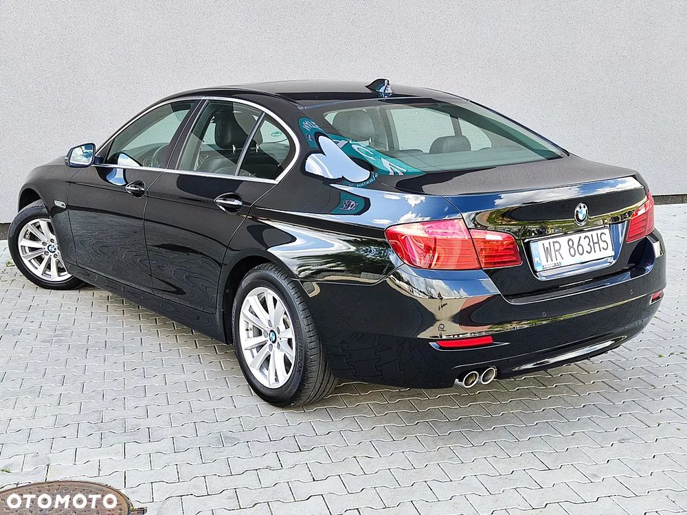 BMW Seria 5 528i xDrive - 8