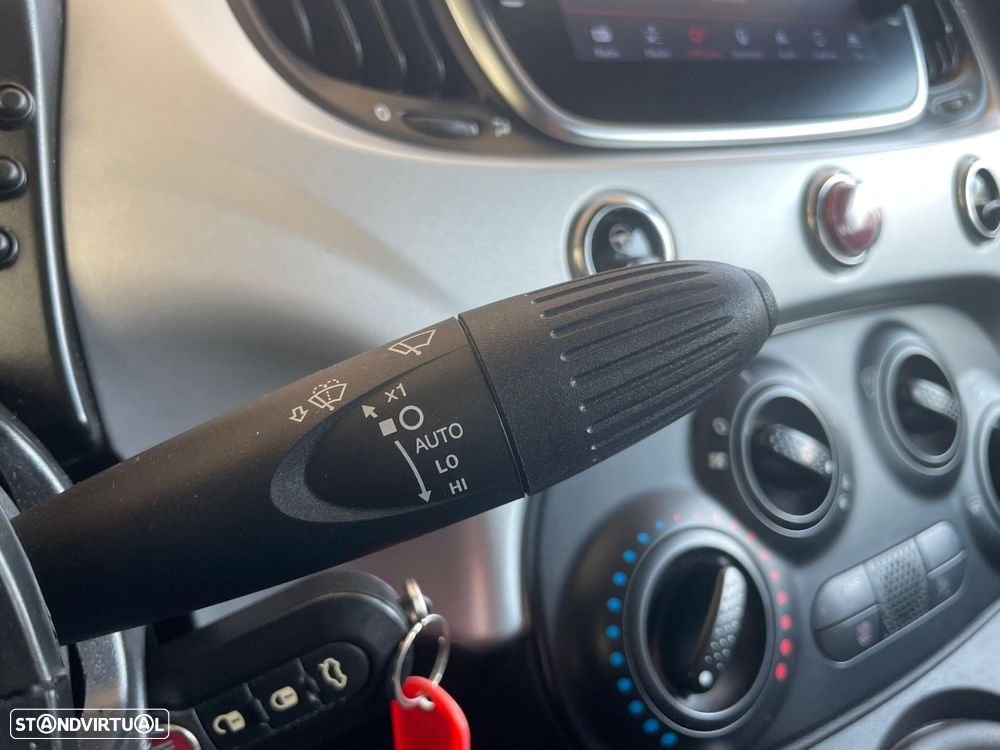 Fiat 500C 1.0 Hybrid Connect - 17